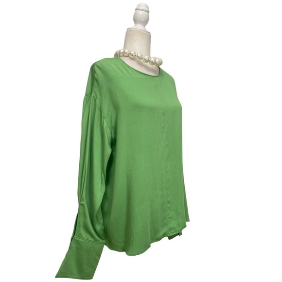 Something Navy Easy Woven Top Long Sleeve Keyhole back in Kelly Green NWOT - Picture 6 of 9